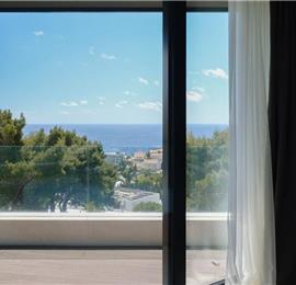 6 Bedroom Villa with Heated Infinity Pool and Sea Views in Dubrovnik, Sleeps 12